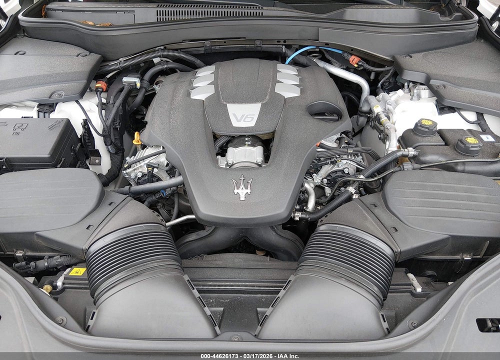 2021 MASERATI LEVANTE VIN: ZN661XUA7MX359652