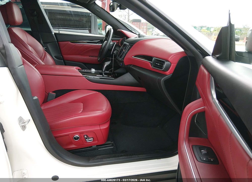 2021 MASERATI LEVANTE VIN: ZN661XUA7MX359652