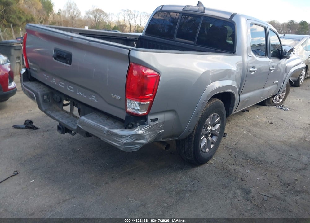 2017 TOYOTA TACOMA SR5 V6 VIN: 3TMAZ5CNXHM030890
