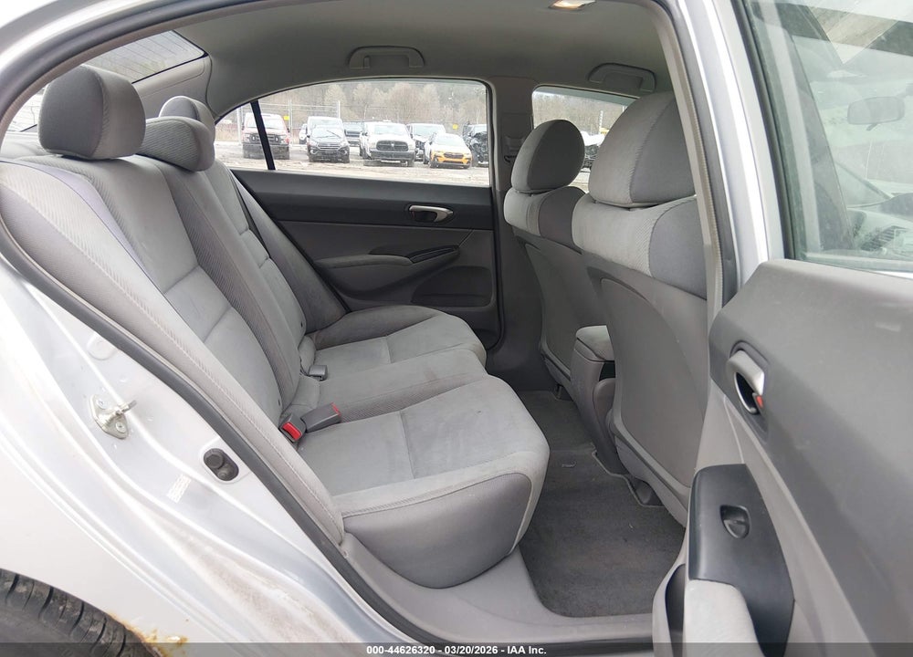 2010 HONDA CIVIC LX VIN: 2HGFA1F58AH579110