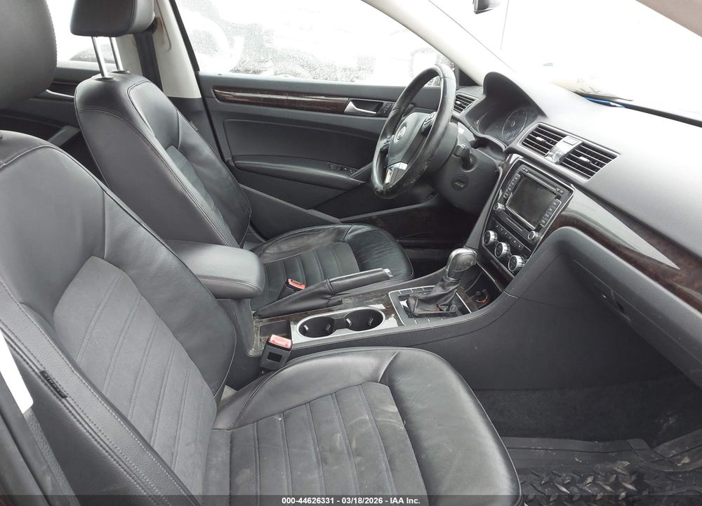 2014 VOLKSWAGEN PASSAT 2.0L TDI SEL PREMIUM VIN: 1VWCN7A35EC014706