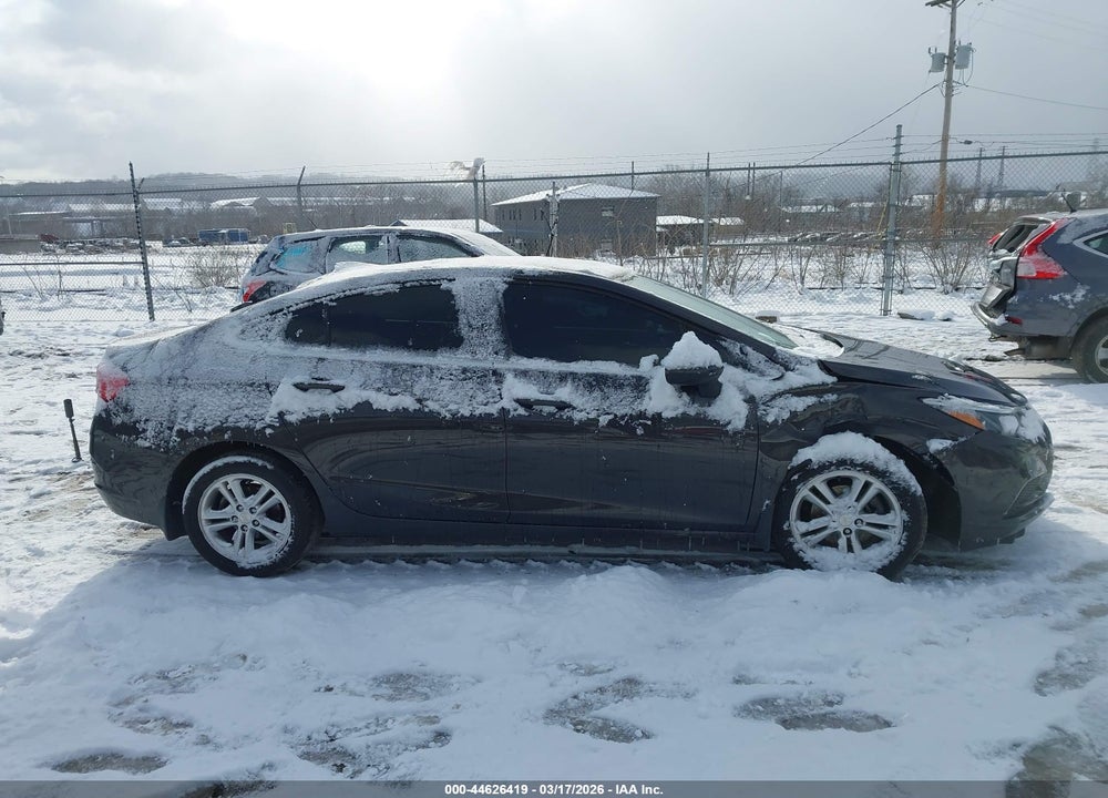 2017 CHEVROLET CRUZE LT AUTO VIN: 1G1BE5SMXH7200564