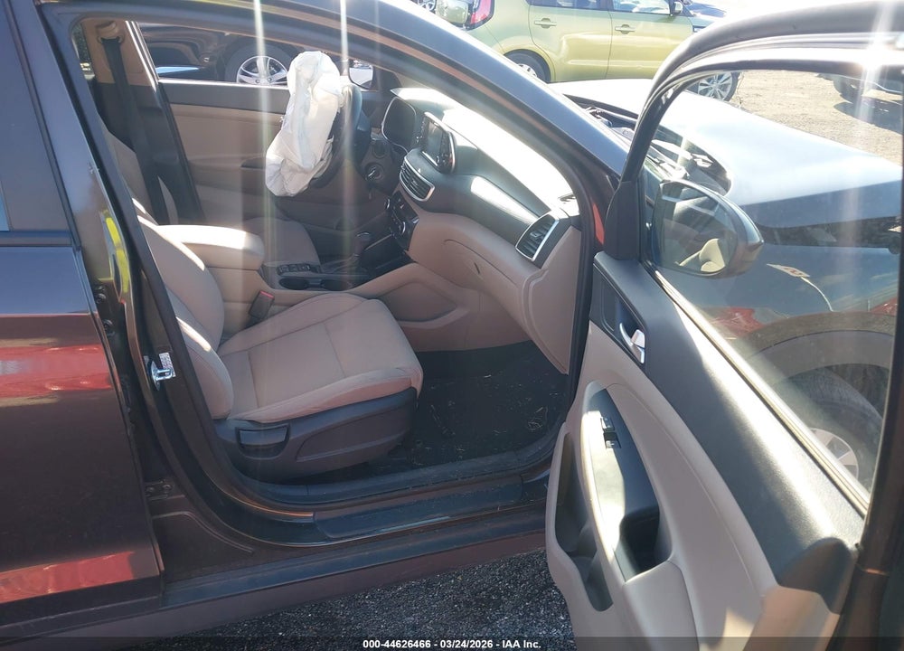 2020 HYUNDAI TUCSON SE VIN: KM8J2CA46LU167554