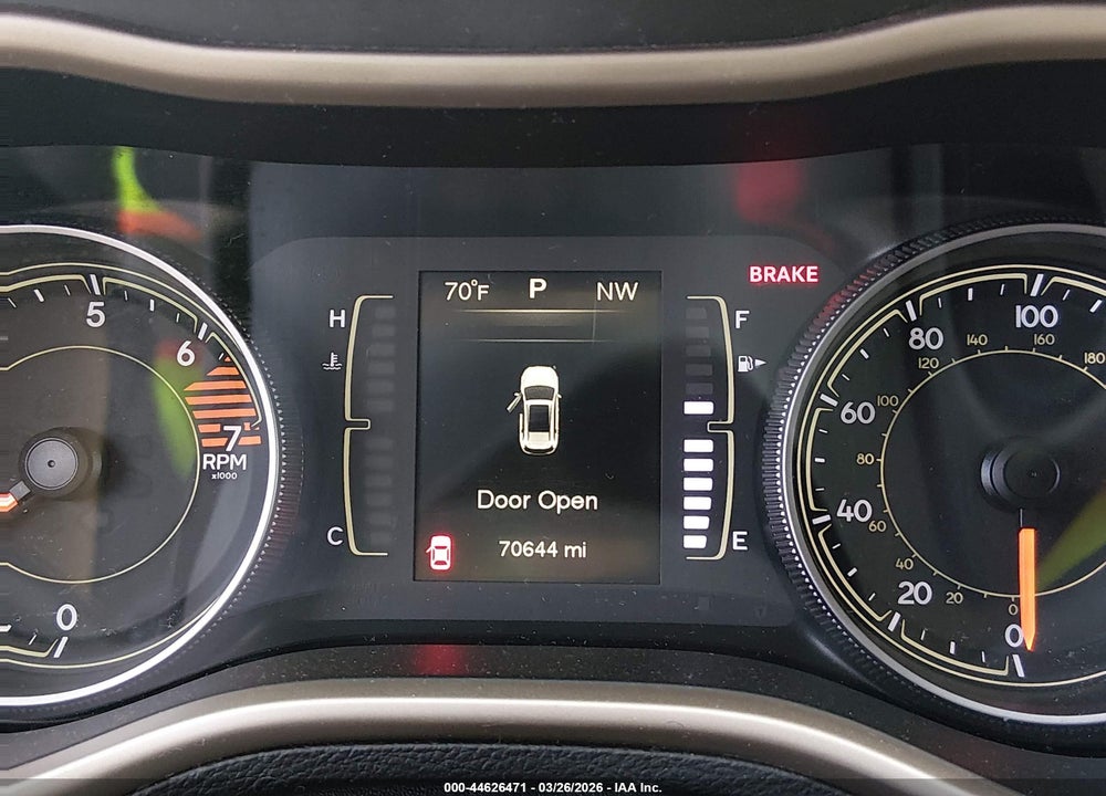 2016 JEEP CHEROKEE VIN: 1C4PJLCBXGW190097