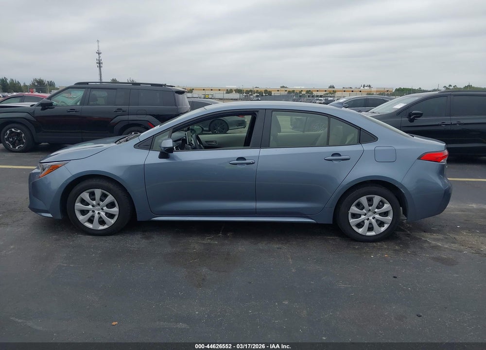 2020 TOYOTA COROLLA LE VIN: JTDEPRAE5LJ067028