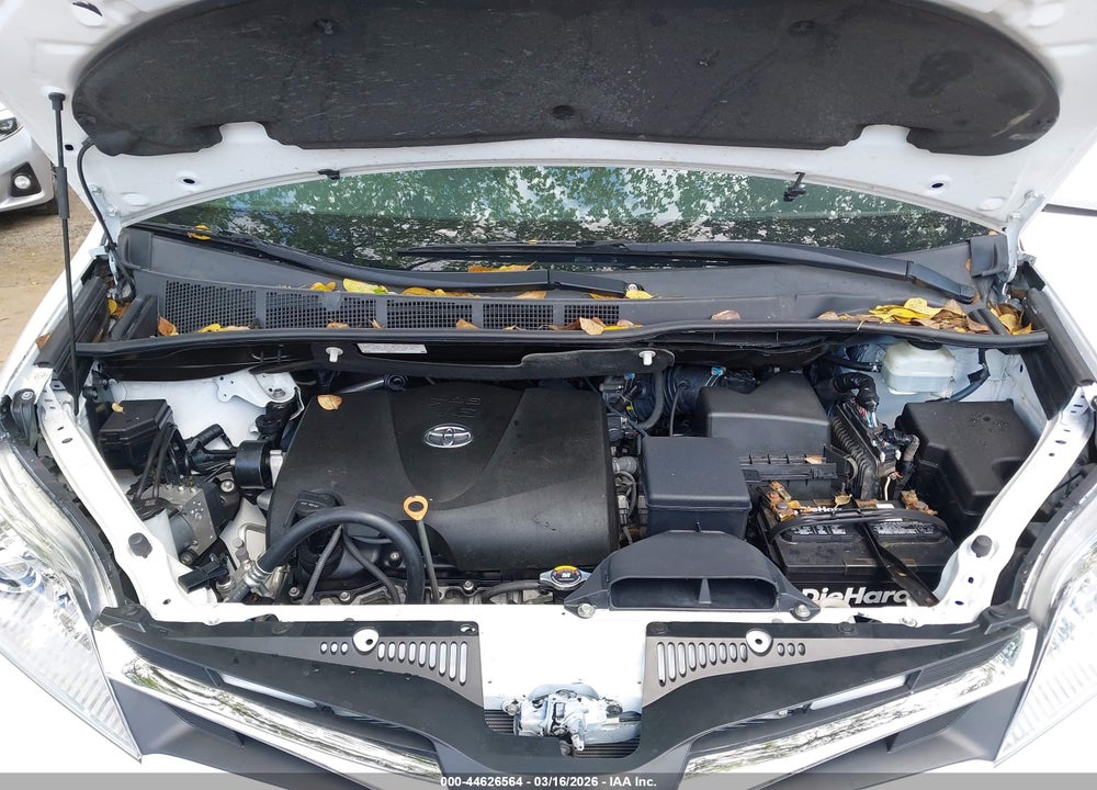 2019 TOYOTA SIENNA LE 8 PASSENGER VIN: 5TDKZ3DC2KS978455