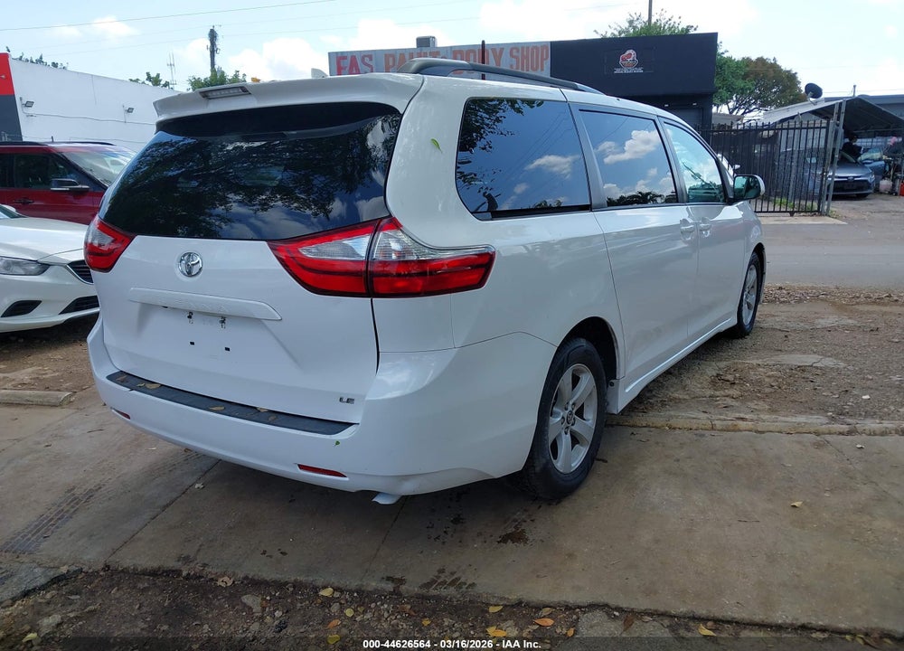 2019 TOYOTA SIENNA LE 8 PASSENGER VIN: 5TDKZ3DC2KS978455