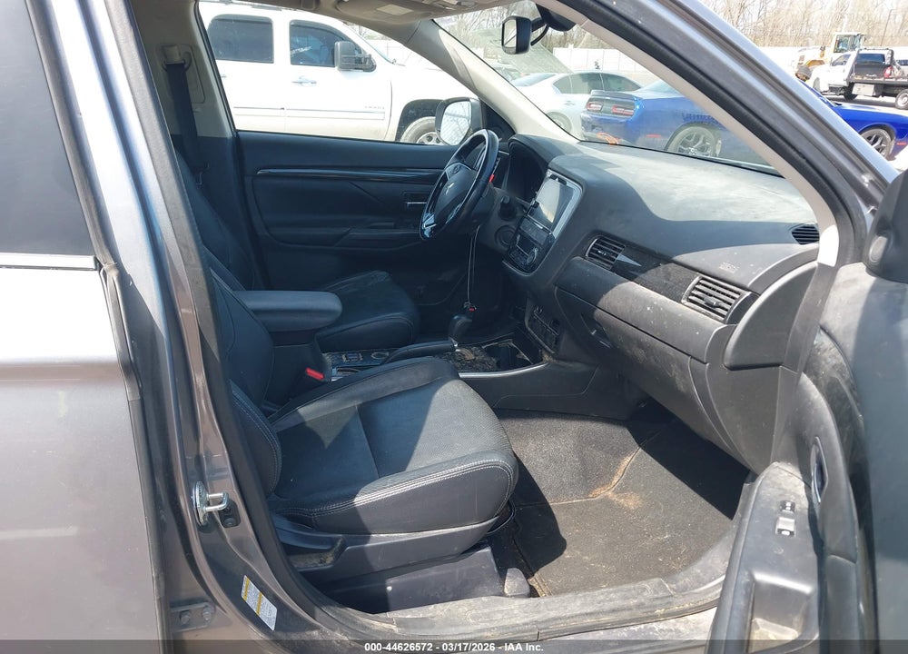 2017 MITSUBISHI OUTLANDER SEL VIN: JA4AD3A31HZ061362