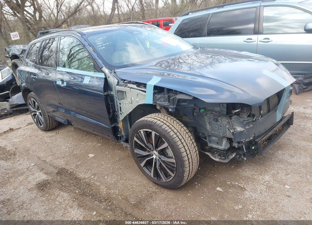 2023 VOLVO XC60 B6 ULTIMATE DARK THEME VIN: YV4062RX8P1278916