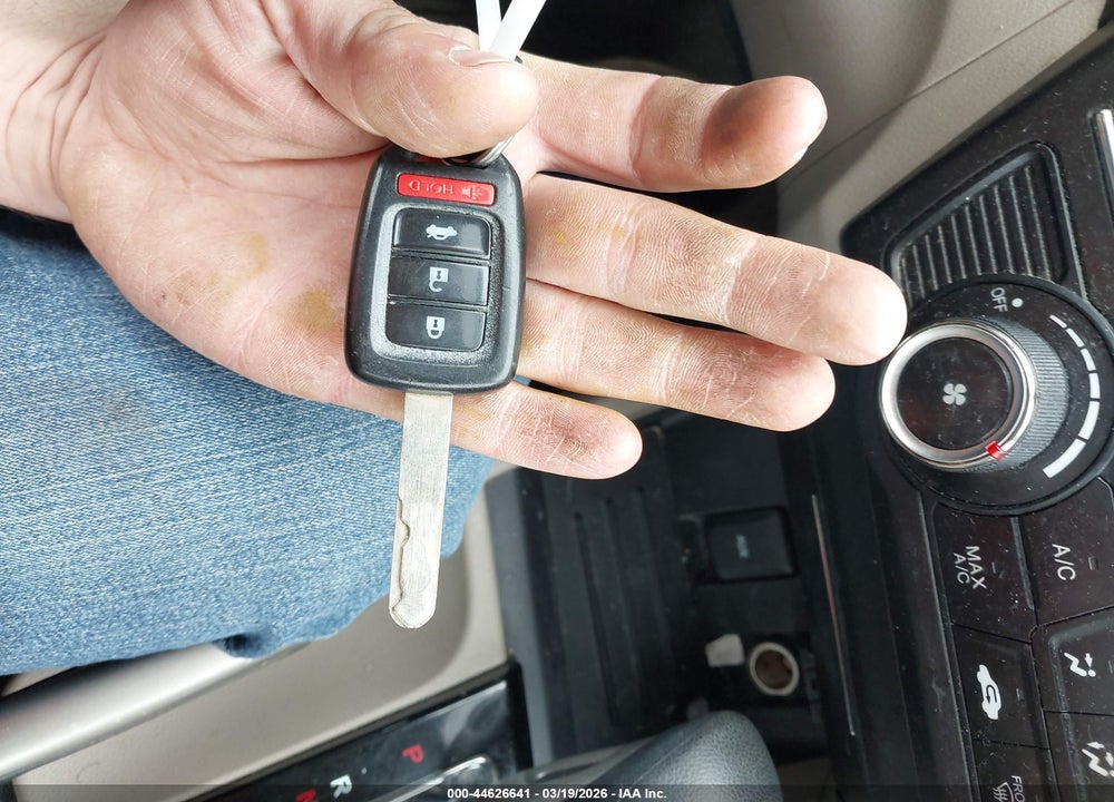 2014 HONDA CIVIC LX VIN: 2HGFB2F50EH538009