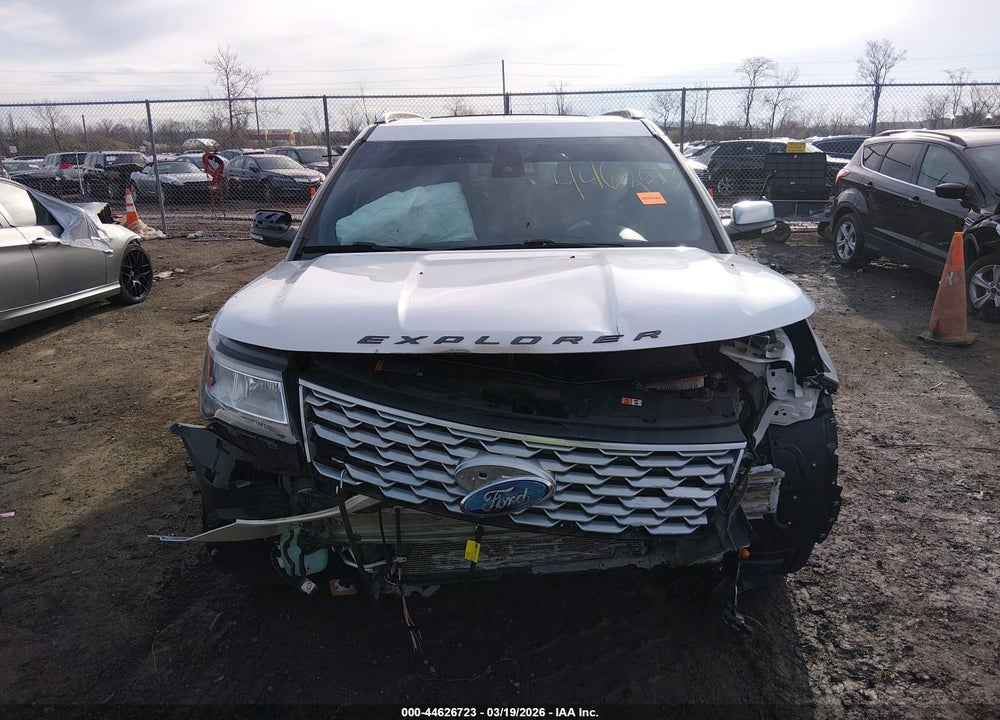 2018 FORD EXPLORER PLATINUM VIN: 1FM5K8HT1JGB06149