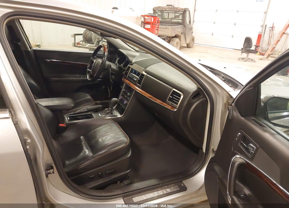 2010 LINCOLN MKZ VIN: 3LNHL2GC2AR605866
