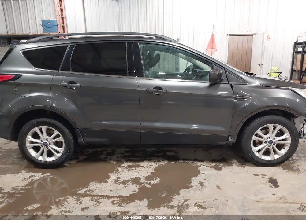 2018 FORD ESCAPE SEL VIN: 1FMCU0HD8JUD47929