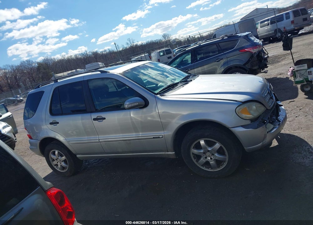 2004 MERCEDES-BENZ ML 350 4MATIC VIN: 4JGAB57E34A505460