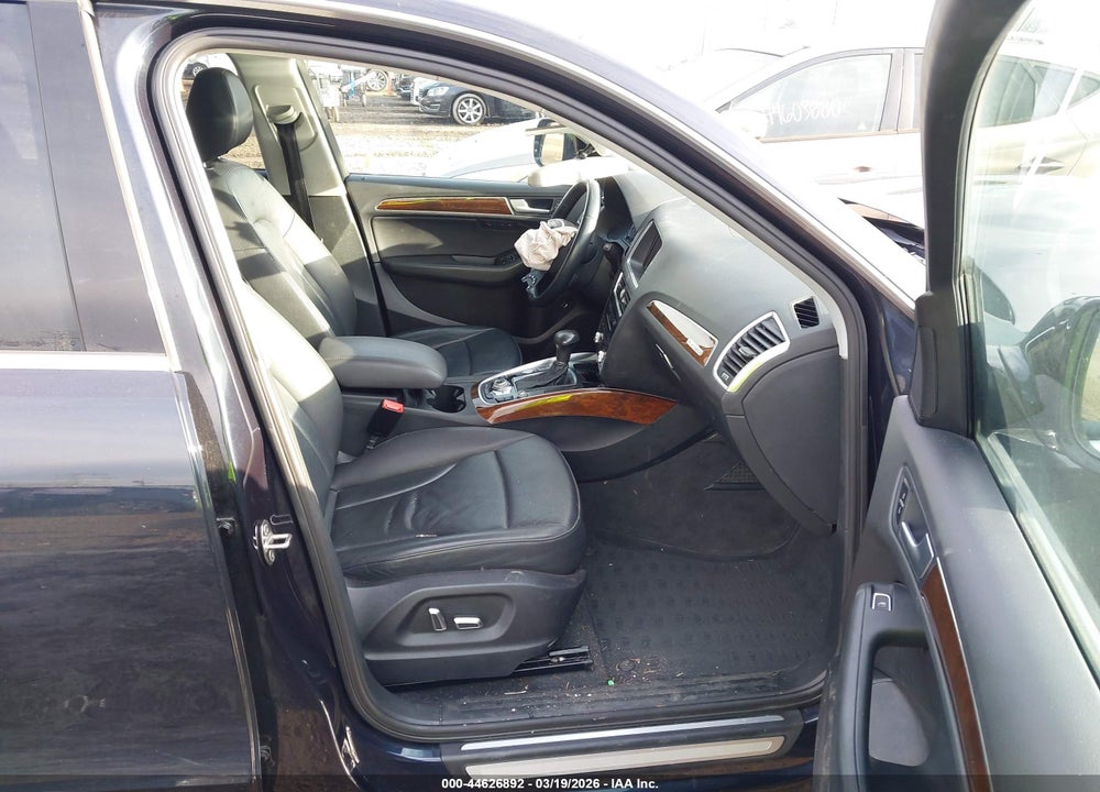 2015 AUDI Q5 2.0T PREMIUM VIN: WA1LFAFP7FA066984