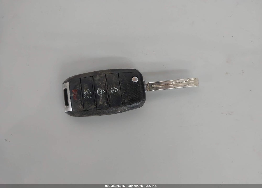 2015 KIA SOUL VIN: KNDJN2A21F7134081