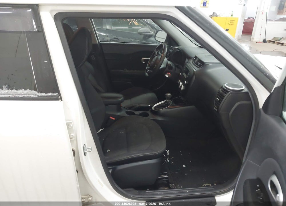 2015 KIA SOUL VIN: KNDJN2A21F7134081