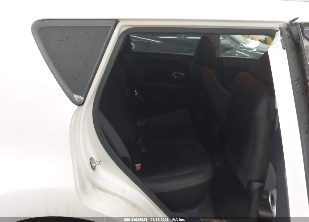 2015 KIA SOUL VIN: KNDJN2A21F7134081