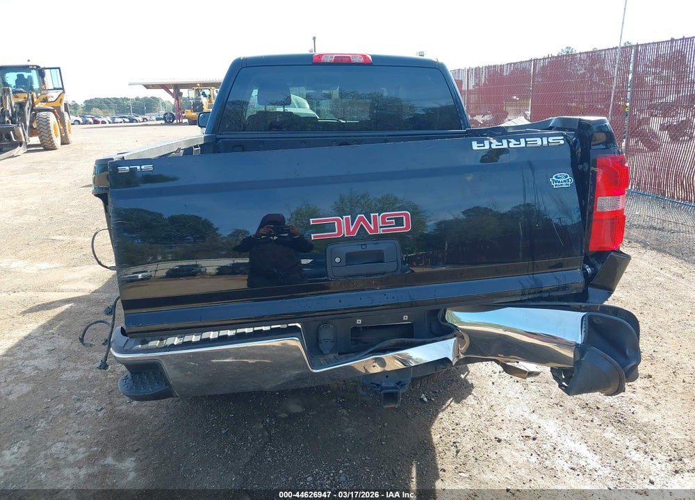 2015 GMC SIERRA 1500 SLE VIN: 3GTP1UEC4FG111435