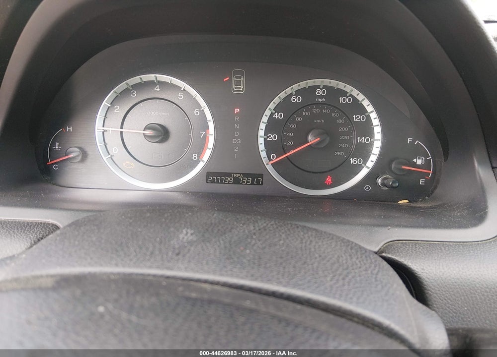 2011 HONDA ACCORD 2.4 LX VIN: 1HGCP2F38BA126238