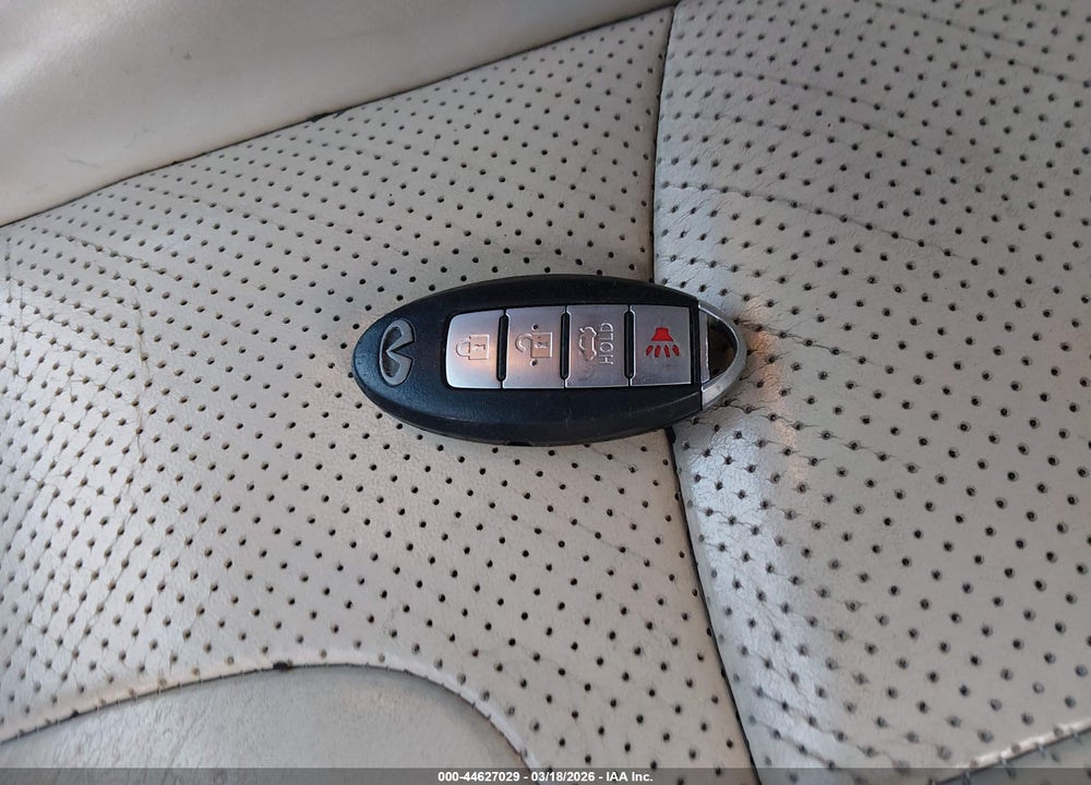 2010 INFINITI G37X VIN: JN1CV6AR3AM458000