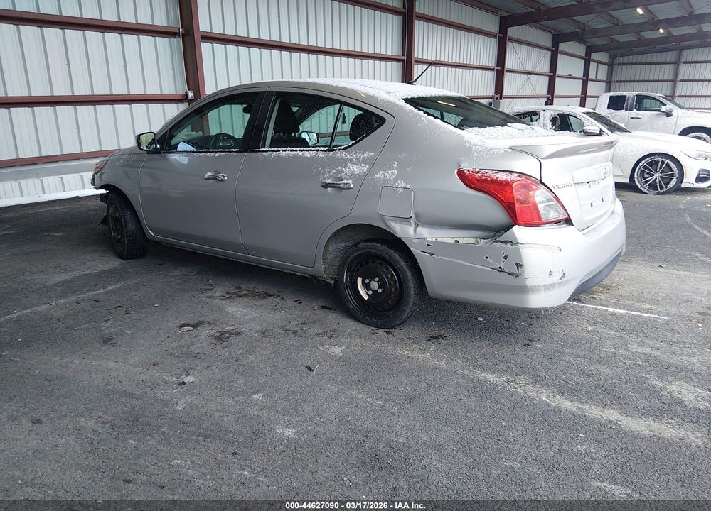2018 NISSAN VERSA 1.6 SV VIN: 3N1CN7AP7JL886229