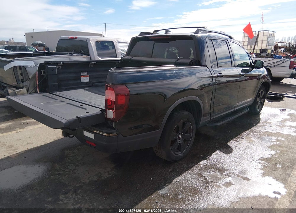 2017 HONDA RIDGELINE BLACK EDITION VIN: 5FPYK3F86HB031463
