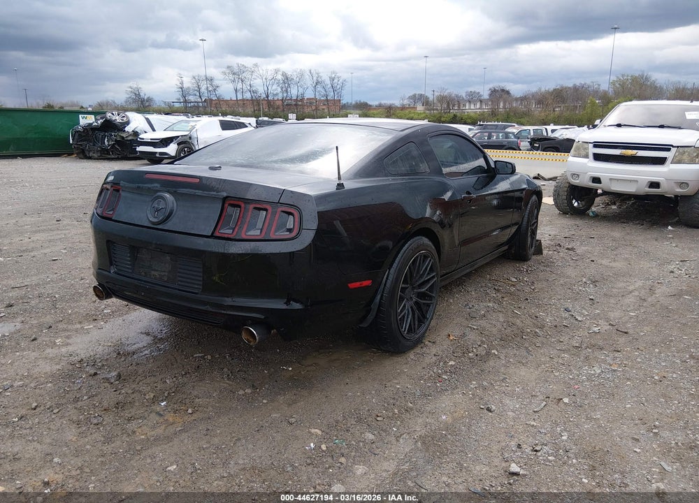 2013 FORD MUSTANG V6 PREMIUM VIN: 1ZVBP8AM5D5260601