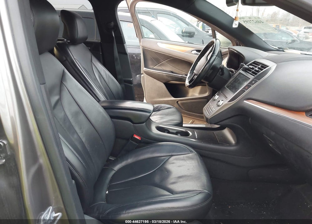 2017 LINCOLN MKC RESERVE VIN: 5LMTJ3DH2HUL32188