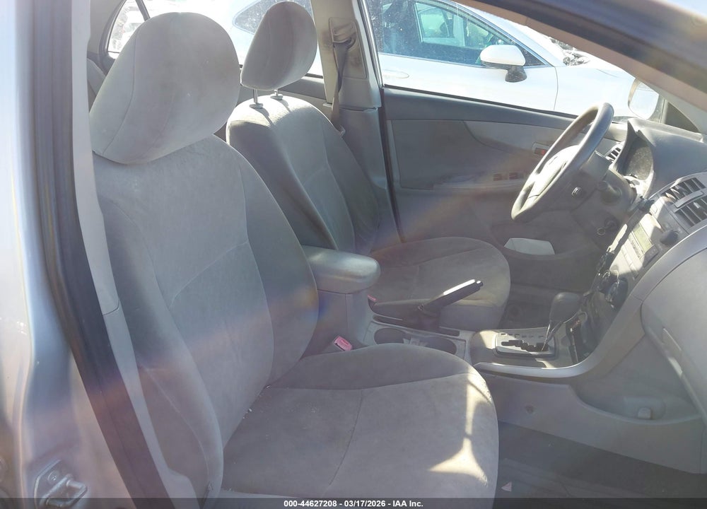 2009 TOYOTA COROLLA LE VIN: JTDBL40EX9J000341
