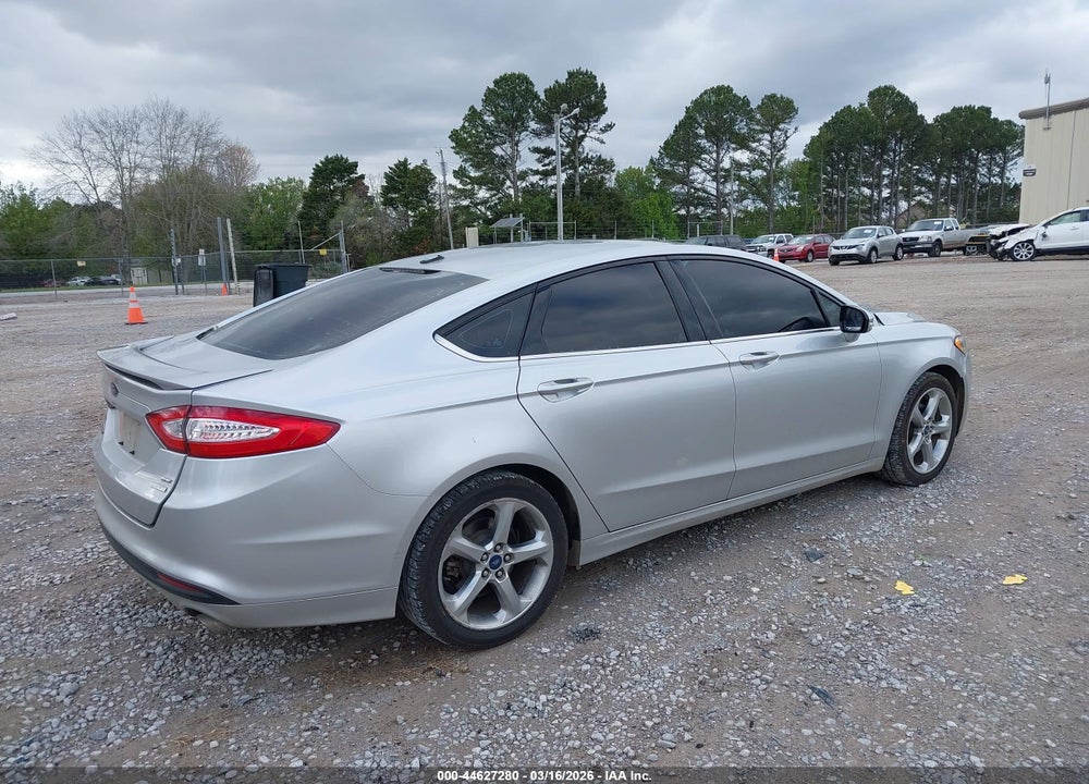 2013 FORD FUSION SE VIN: 3FA6P0HR0DR188328