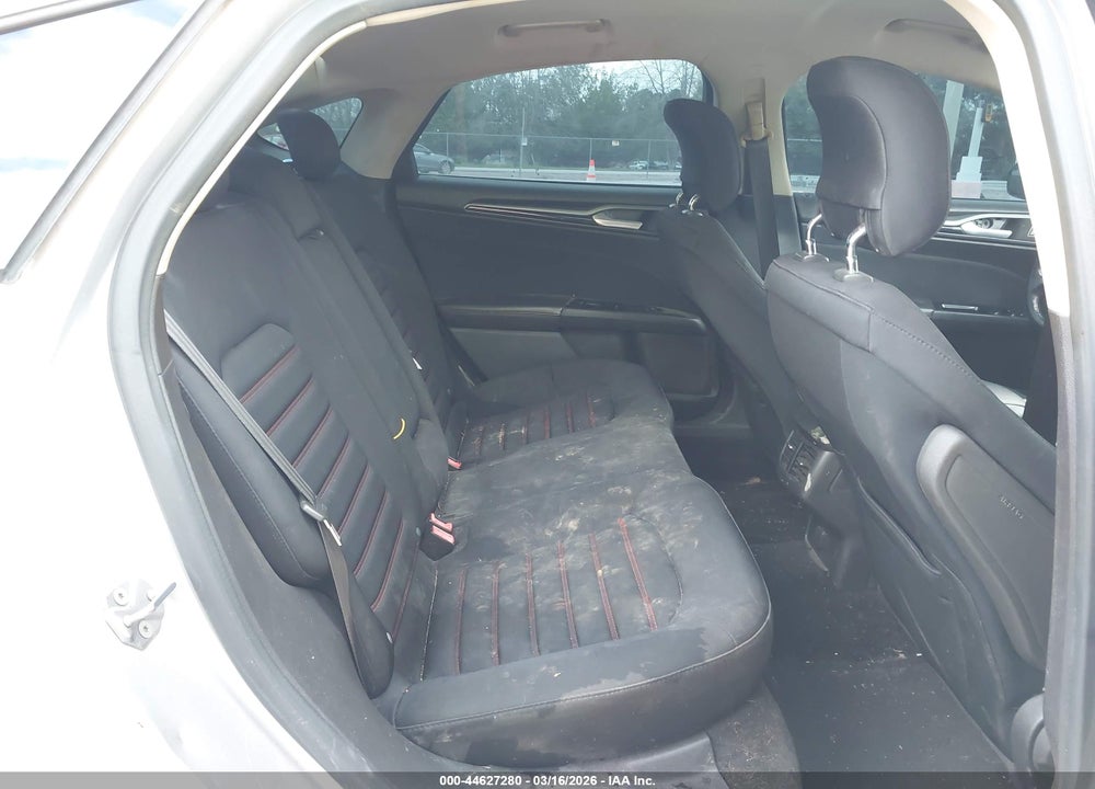 2013 FORD FUSION SE VIN: 3FA6P0HR0DR188328
