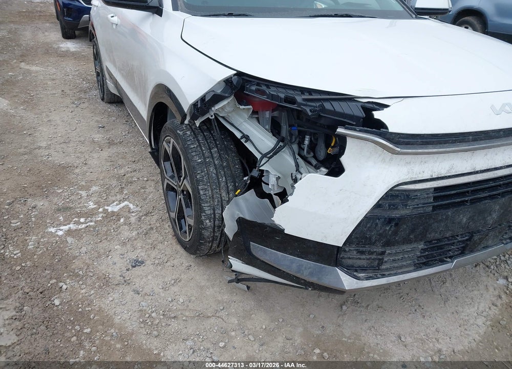 2023 KIA NIRO EX TOURING VIN: KNDCR3LE5P5101821