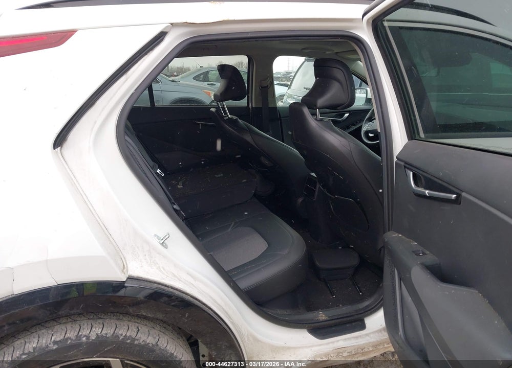 2023 KIA NIRO EX TOURING VIN: KNDCR3LE5P5101821