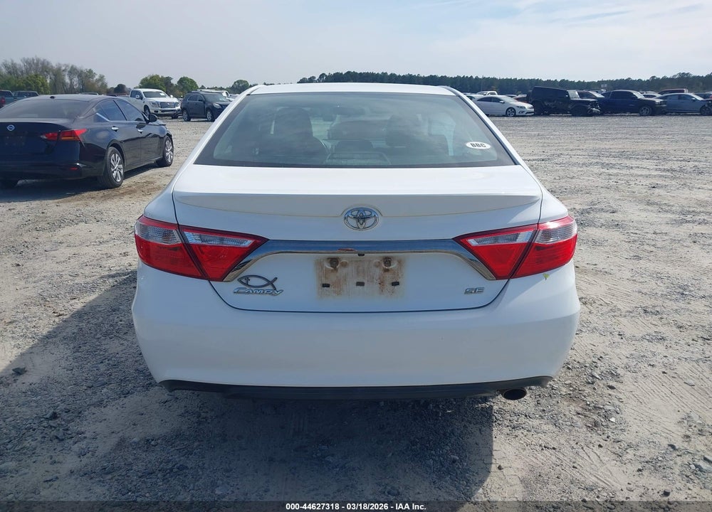 2015 TOYOTA CAMRY SE VIN: 4T1BF1FK9FU919790