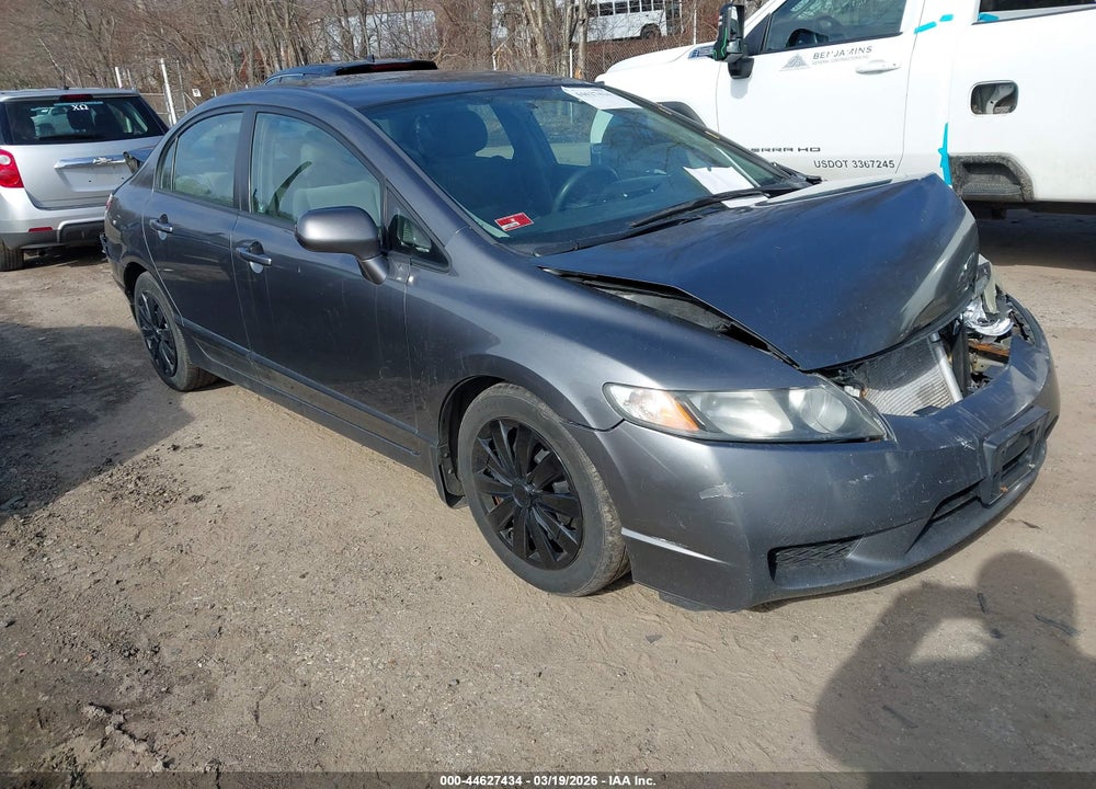 2010 HONDA CIVIC LX VIN: 2HGFA1F58AH327681