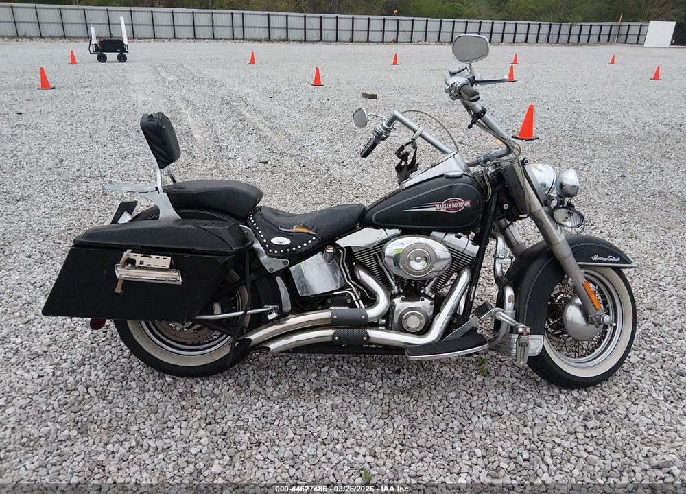 2007 HARLEY-DAVIDSON FLSTC VIN: 1HD1BW5137Y074526