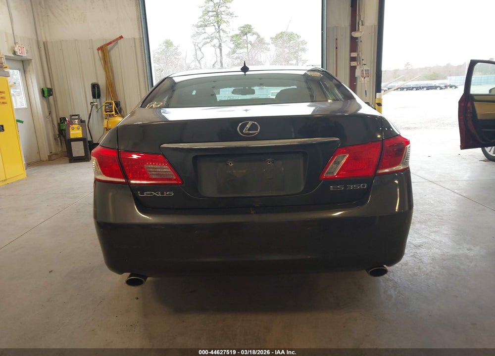 2011 LEXUS ES 350 VIN: JTHBK1EGXB2439436