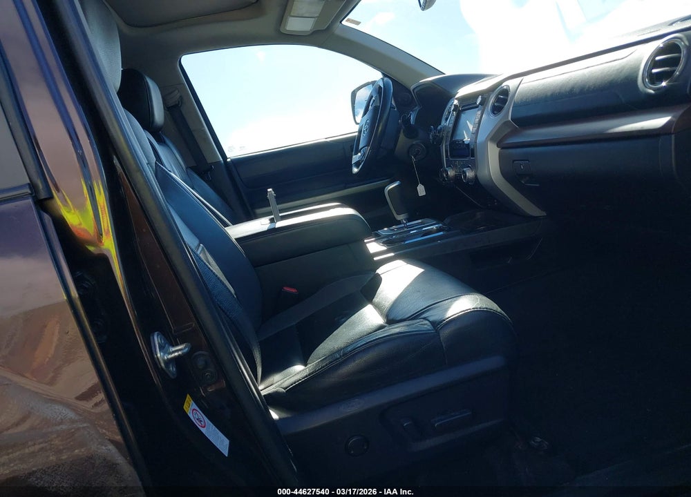 2018 TOYOTA TUNDRA LIMITED 5.7L V8 VIN: 5TFHW5F16JX719826
