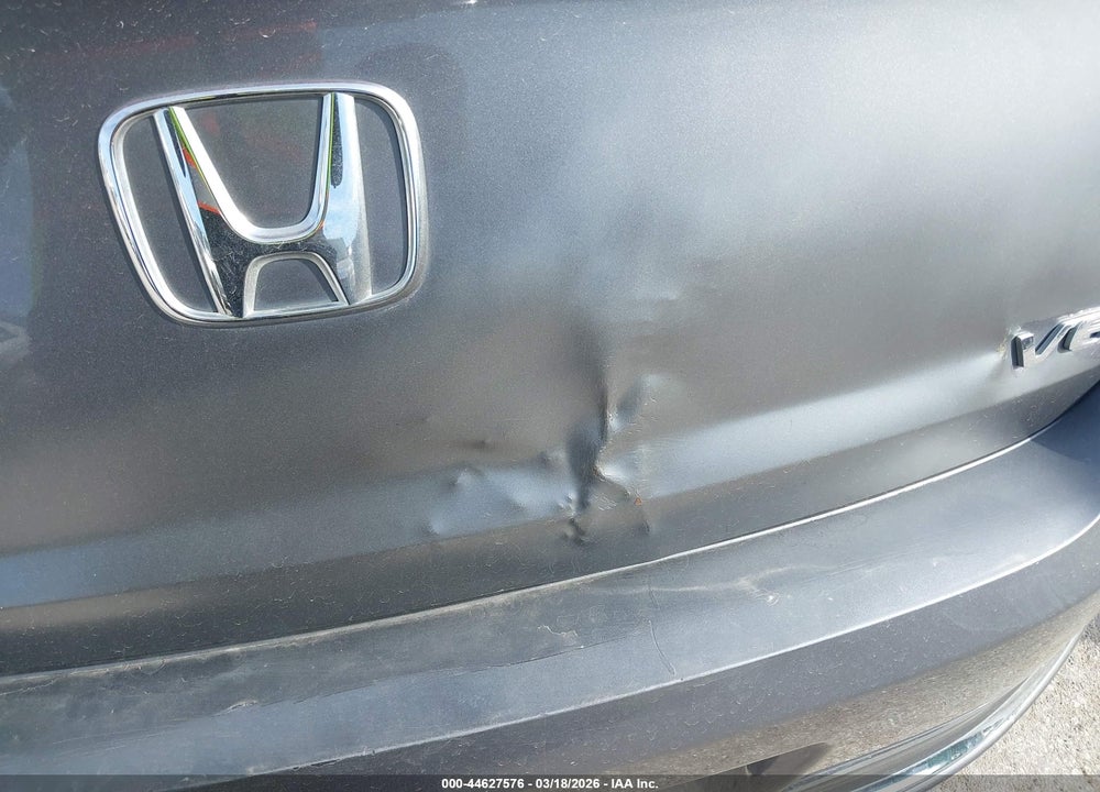 2013 HONDA ACCORD EX-L V-6 VIN: 1HGCT2B85DA009555
