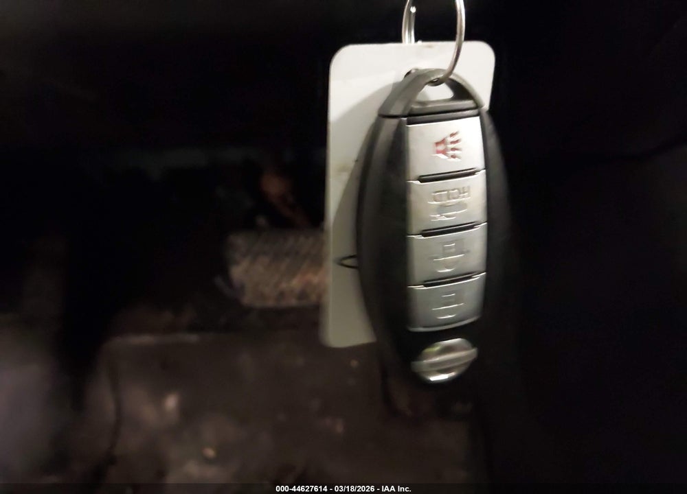 2015 NISSAN SENTRA SV VIN: 3N1AB7AP8FY217476