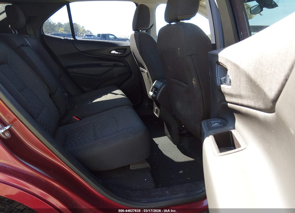 2018 CHEVROLET EQUINOX LT VIN: 2GNAXJEV7J6263693