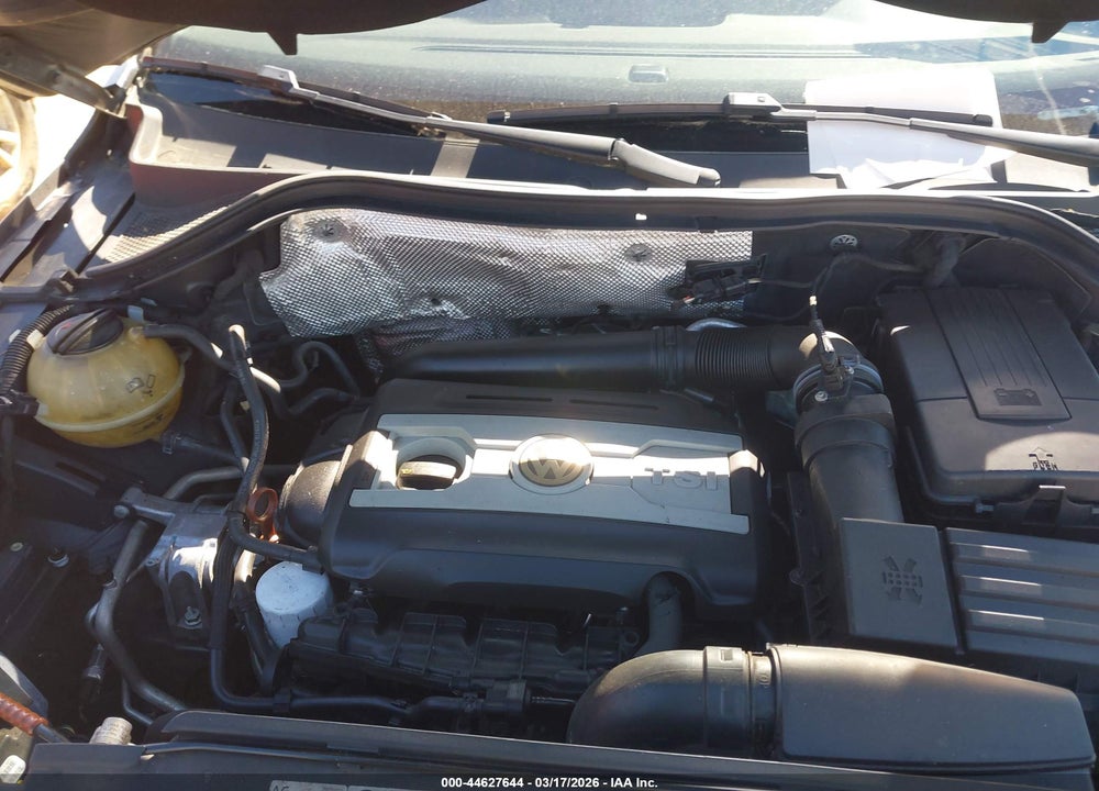 2013 VOLKSWAGEN TIGUAN SE VIN: WVGAV7AX6DW536315