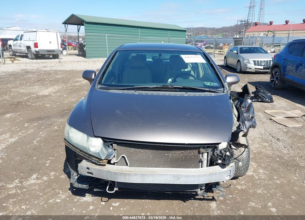 2010 HONDA CIVIC LX VIN: 19XFA1F59AE032597
