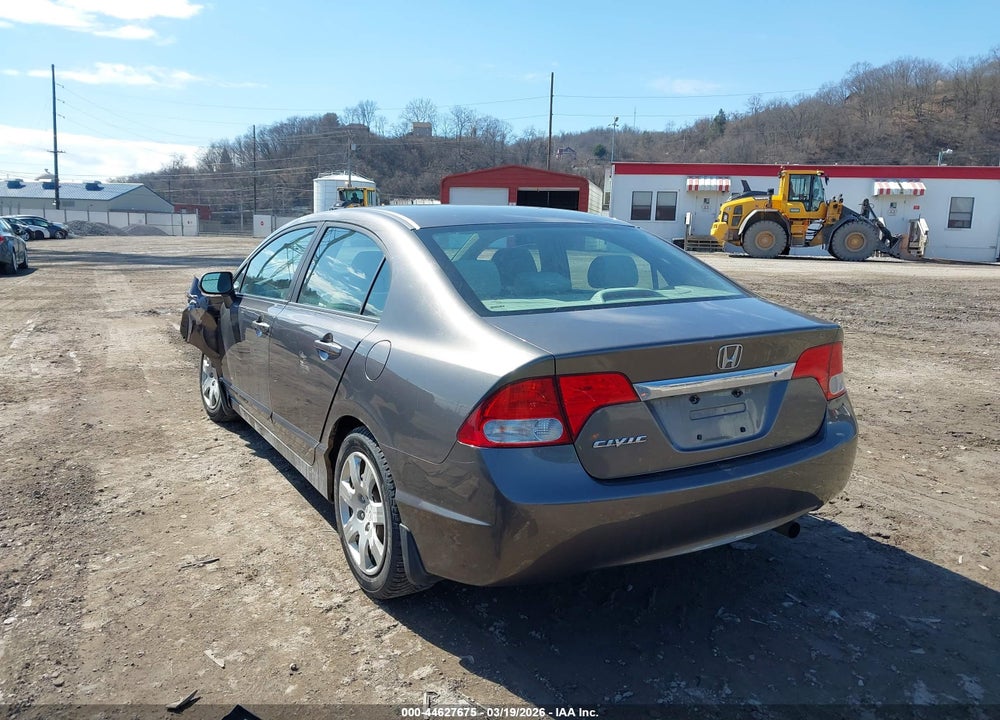 2010 HONDA CIVIC LX VIN: 19XFA1F59AE032597