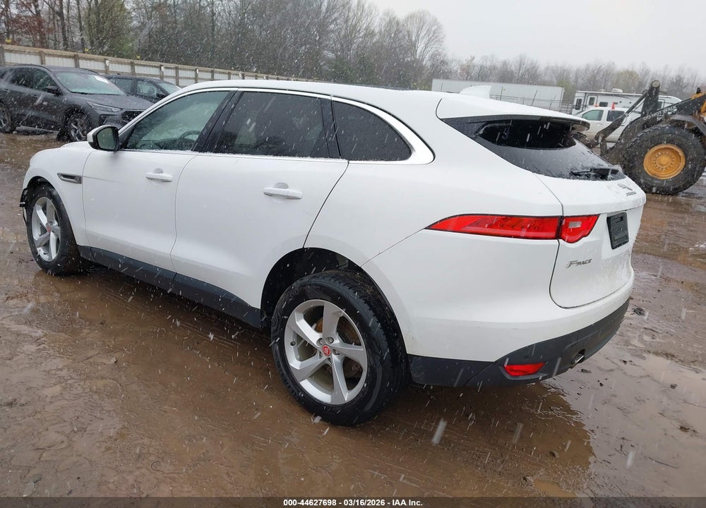 2019 JAGUAR F-PACE 25T PREMIUM VIN: SADCJ2FX8KA610322