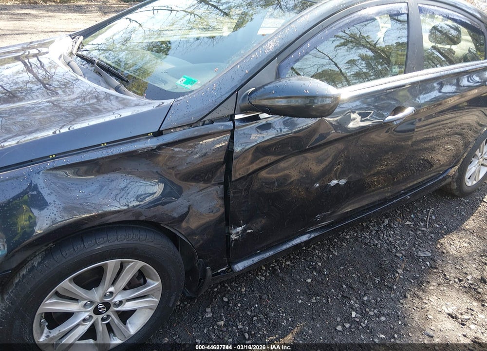 2013 HYUNDAI SONATA GLS VIN: 5NPEB4AC5DH546818