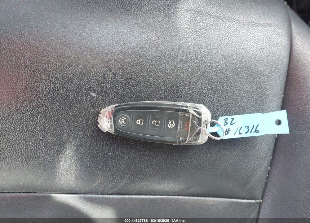 2016 FORD ESCAPE TITANIUM VIN: 1FMCU9J9XGUC71567