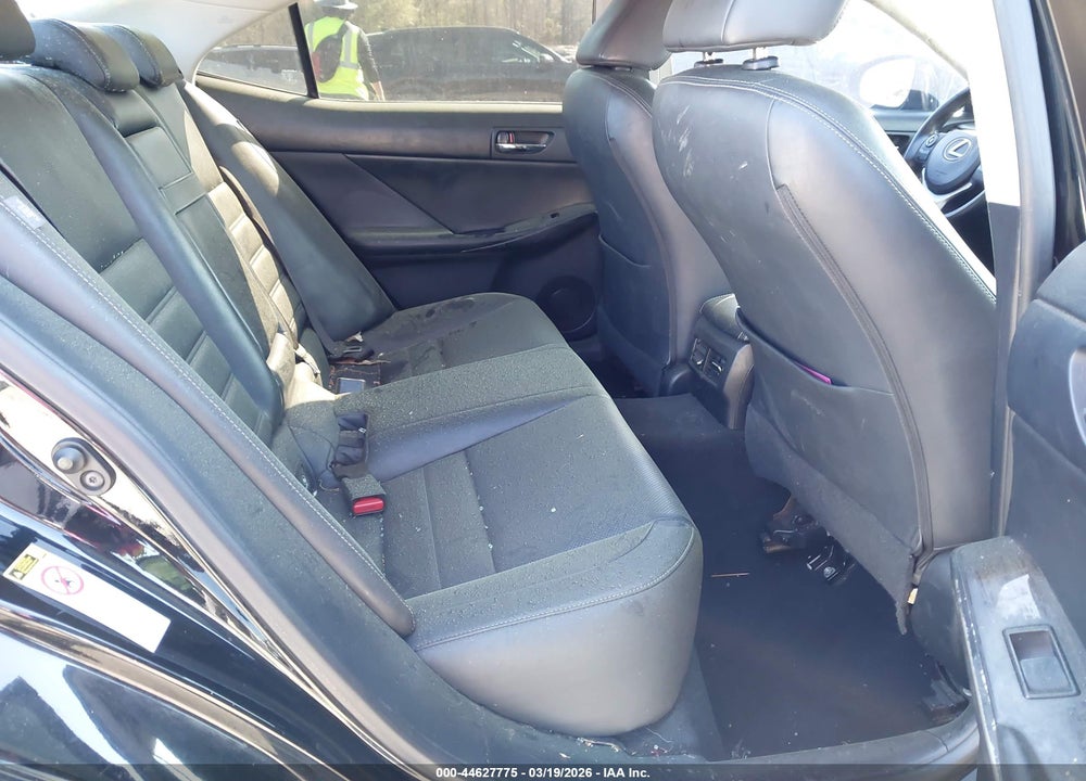 2015 LEXUS IS 250 VIN: JTHCF1D22F5017633