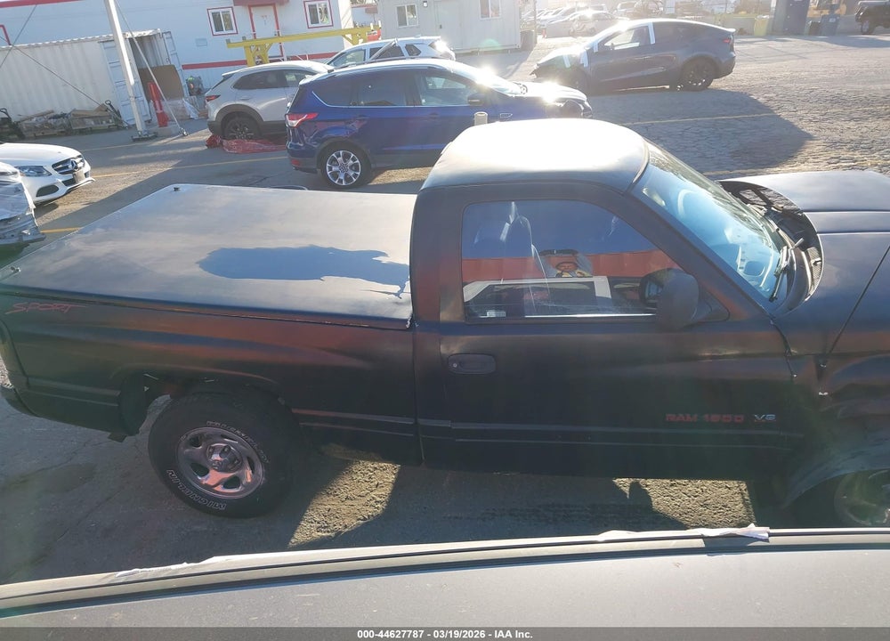1998 DODGE RAM 1500 ST VIN: 1B7HC16Y4WS592612